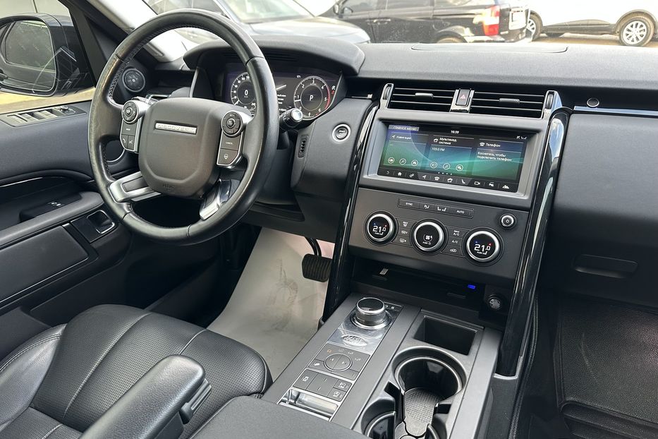 Продам Land Rover Discovery 5 2018 года в Киеве