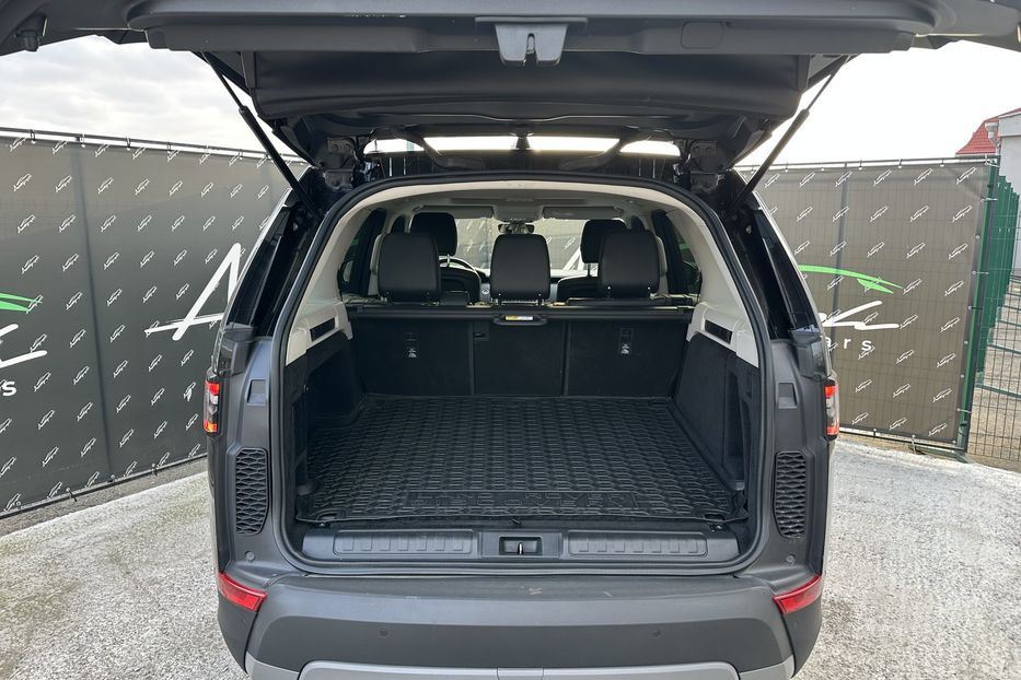 Продам Land Rover Discovery 5 2018 года в Киеве