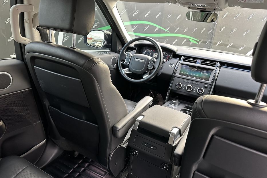 Продам Land Rover Discovery 5 2018 года в Киеве