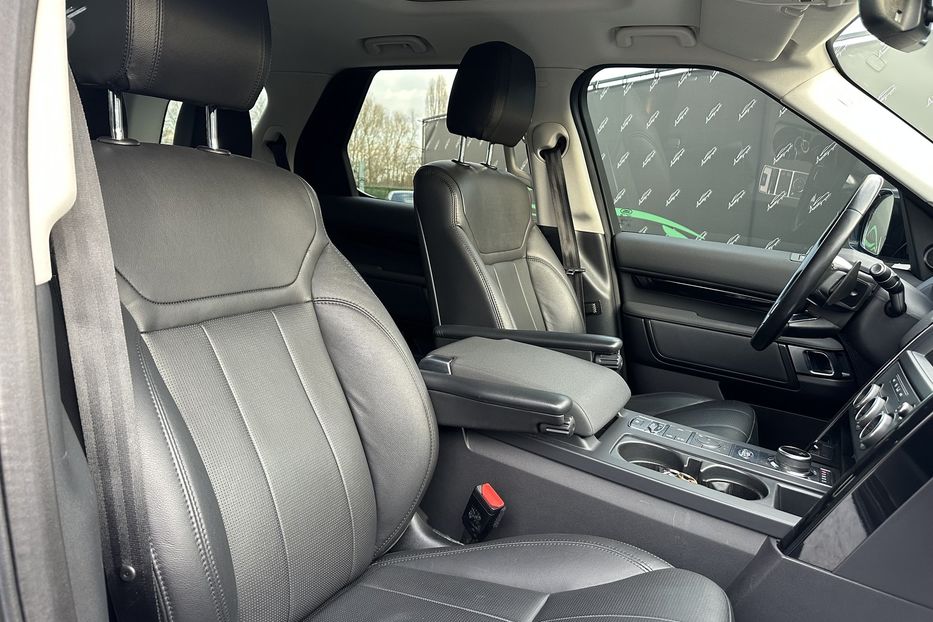 Продам Land Rover Discovery 5 2018 года в Киеве