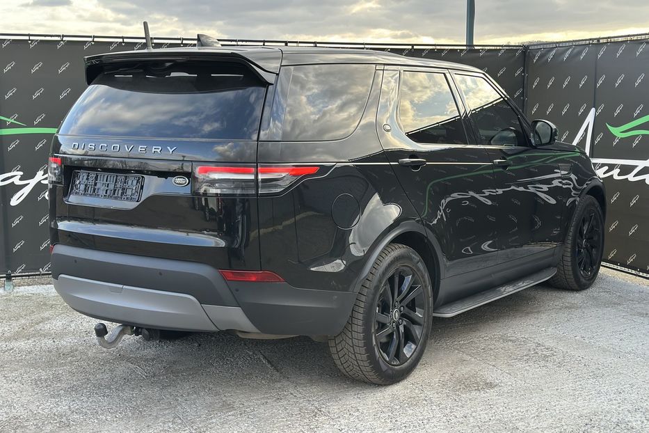 Продам Land Rover Discovery 5 2018 года в Киеве