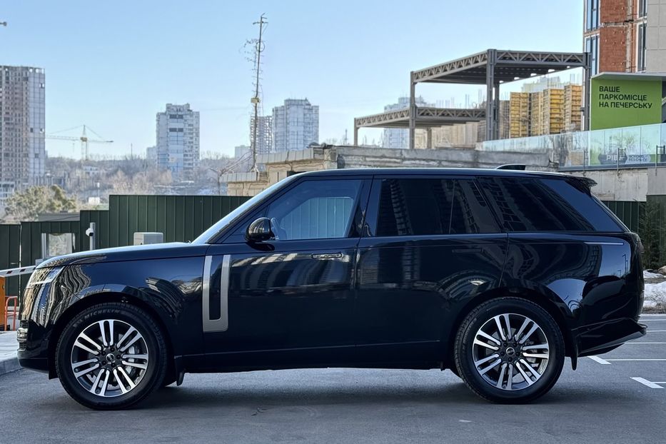 Продам Land Rover Range Rover D300 HSE 2023 года в Киеве