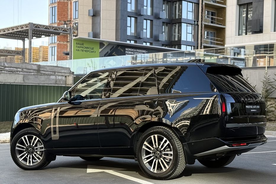 Продам Land Rover Range Rover D300 HSE 2023 года в Киеве