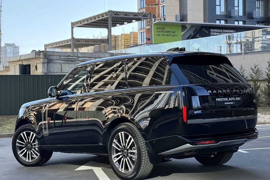 Продам Land Rover Range Rover D300 HSE 2023 года в Киеве