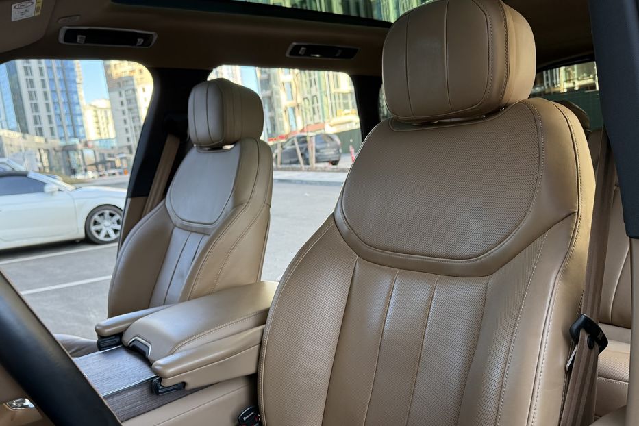 Продам Land Rover Range Rover D300 HSE 2023 года в Киеве