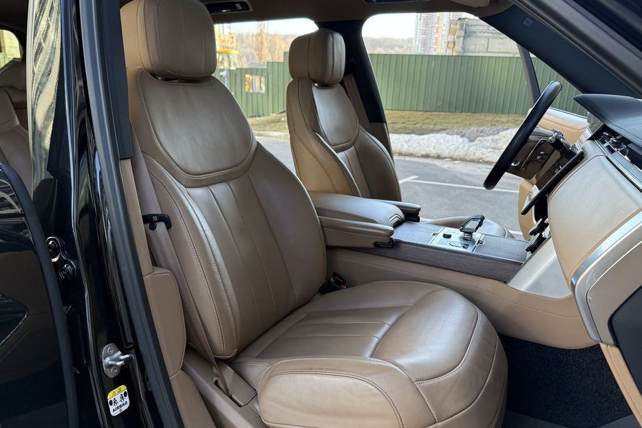 Продам Land Rover Range Rover D300 HSE 2023 года в Киеве