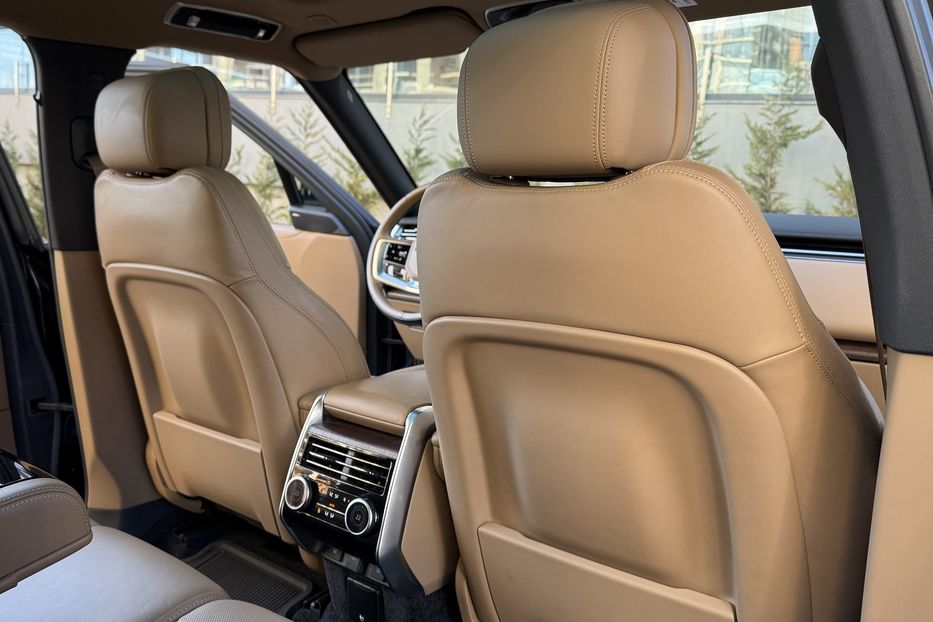 Продам Land Rover Range Rover D300 HSE 2023 года в Киеве