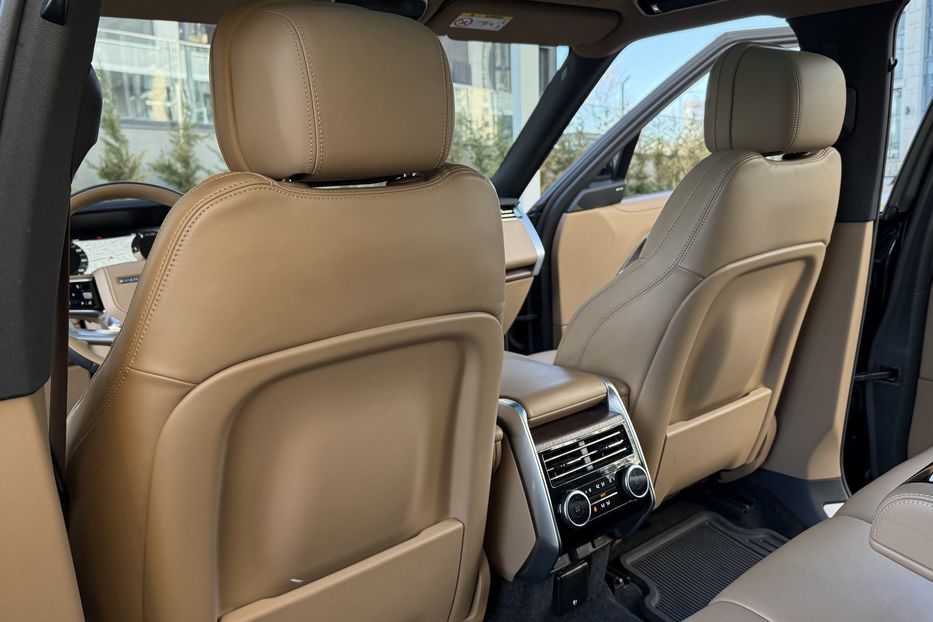 Продам Land Rover Range Rover D300 HSE 2023 года в Киеве
