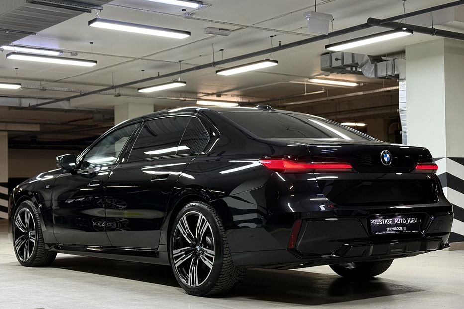 Продам BMW 740 740d Steptronic xDrive 2024 года в Киеве