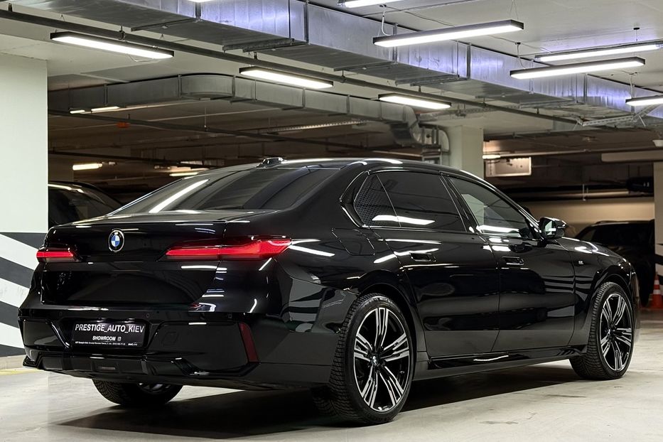 Продам BMW 740 740d Steptronic xDrive 2024 года в Киеве