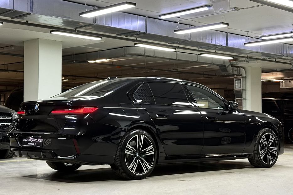 Продам BMW 740 740d Steptronic xDrive 2024 года в Киеве