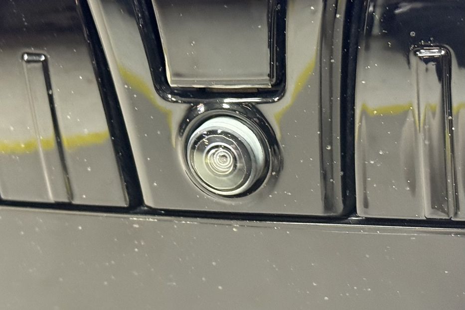 Продам BMW 740 740d Steptronic xDrive 2024 года в Киеве