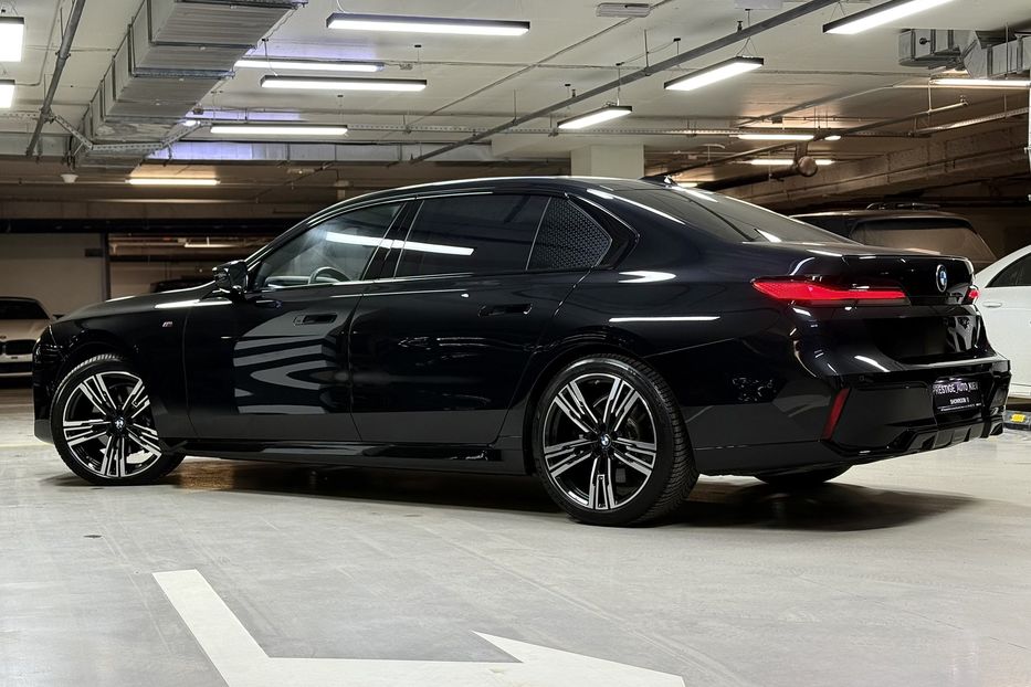 Продам BMW 740 740d Steptronic xDrive 2024 года в Киеве