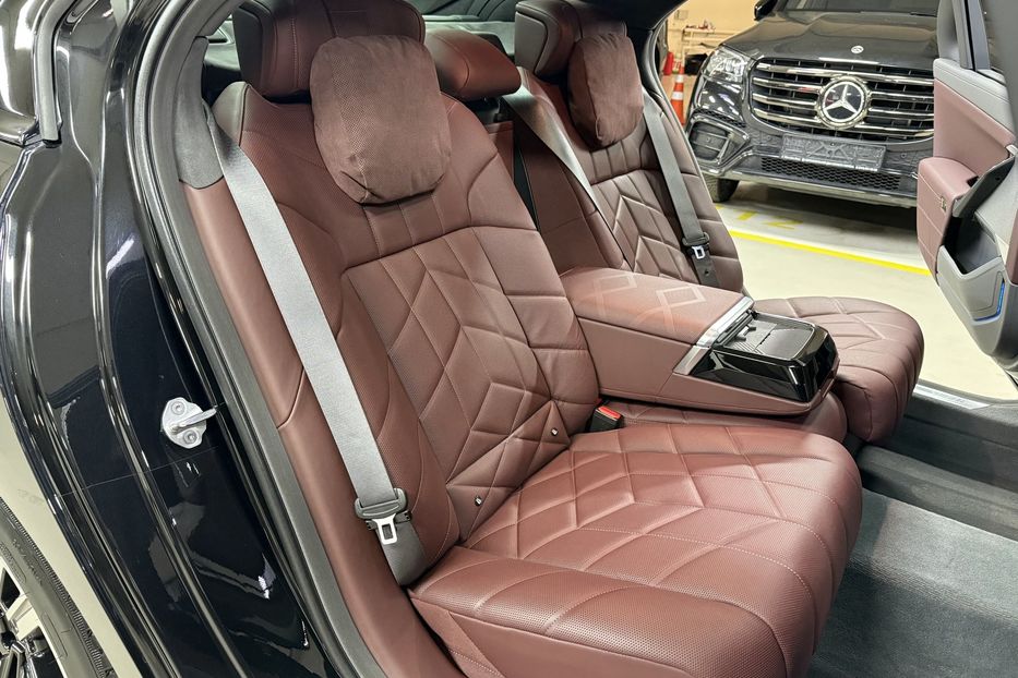 Продам BMW 740 740d Steptronic xDrive 2024 года в Киеве