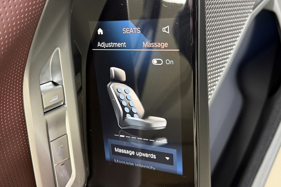 Продам BMW 740 740d Steptronic xDrive 2024 года в Киеве