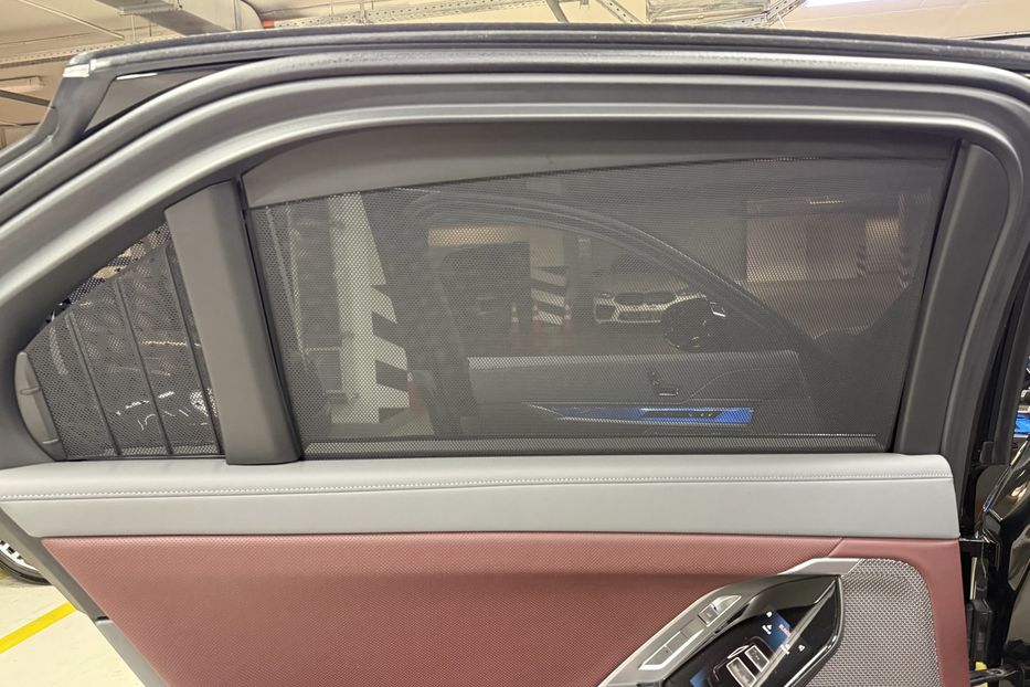 Продам BMW 740 740d Steptronic xDrive 2024 года в Киеве