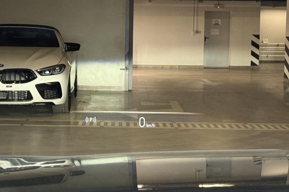 Продам BMW 740 740d Steptronic xDrive 2024 года в Киеве