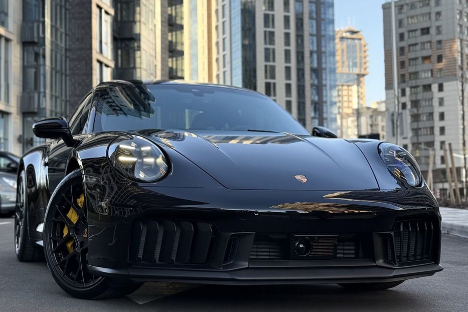 Продам Porsche 911 CARRERA 4 GTS 2025 года в Киеве