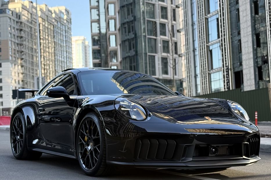 Продам Porsche 911 CARRERA 4 GTS 2025 года в Киеве