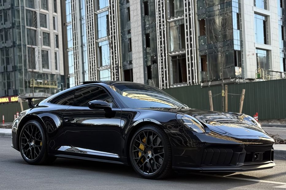 Продам Porsche 911 CARRERA 4 GTS 2025 года в Киеве
