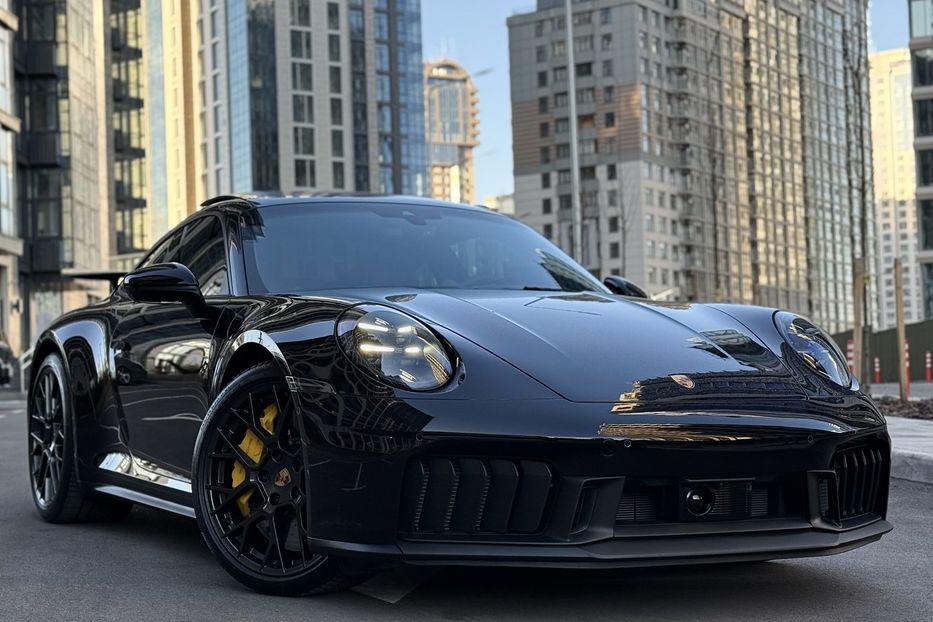 Продам Porsche 911 CARRERA 4 GTS 2025 года в Киеве