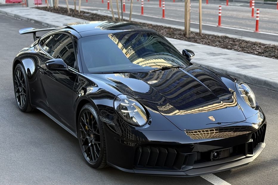 Продам Porsche 911 CARRERA 4 GTS 2025 года в Киеве
