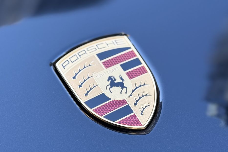 Продам Porsche 911 CARRERA 4 GTS 2025 года в Киеве