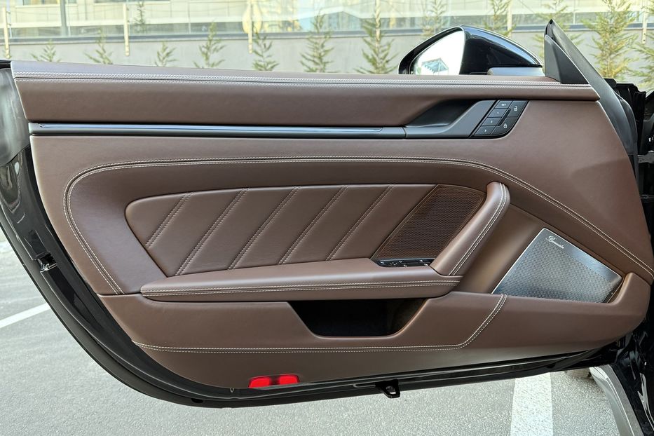 Продам Porsche 911 CARRERA 4 GTS 2025 года в Киеве