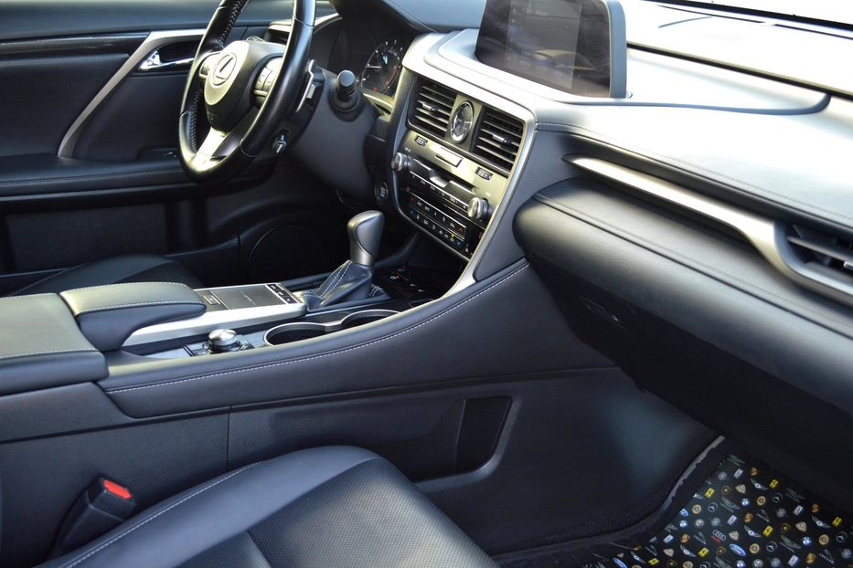 Продам Lexus RX 300 Business 2021 года в Одессе