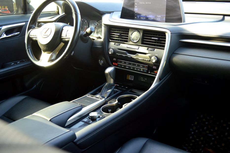 Продам Lexus RX 300 Business 2021 года в Одессе