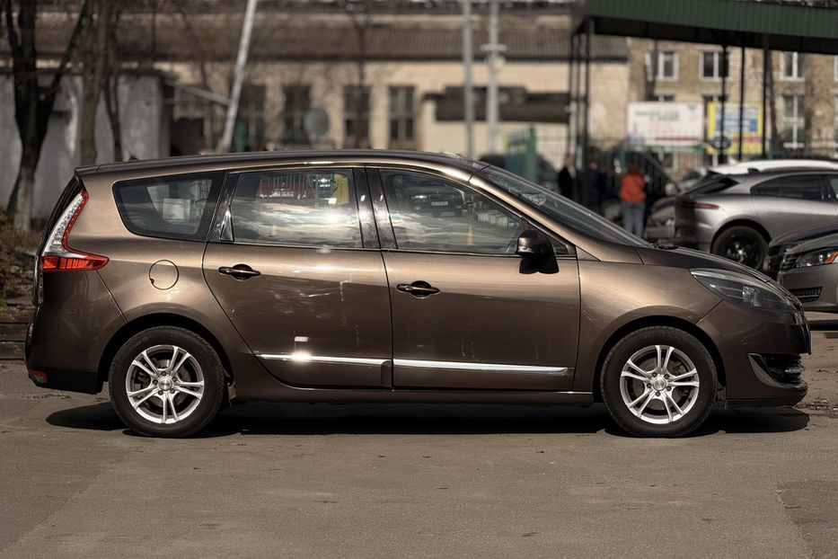 Продам Renault Grand Scenic 1.5 dCi EDC (110 к.с.) 7s 2013 года в Киеве