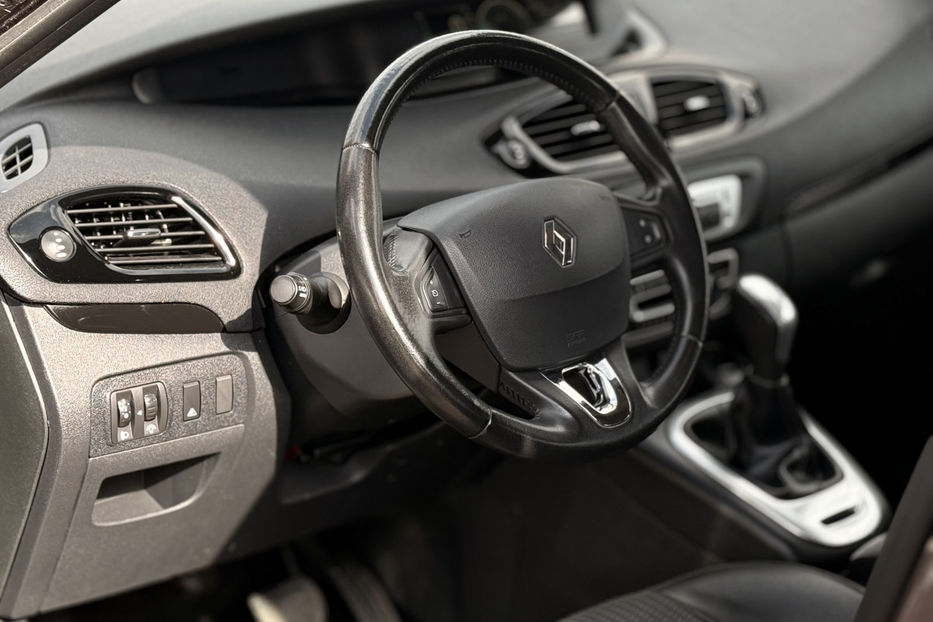 Продам Renault Grand Scenic 1.5 dCi EDC (110 к.с.) 7s 2013 года в Киеве