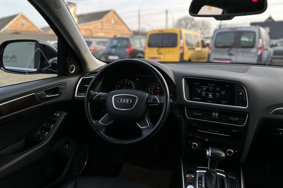 Продам Audi Q5 2015 года в Луцке