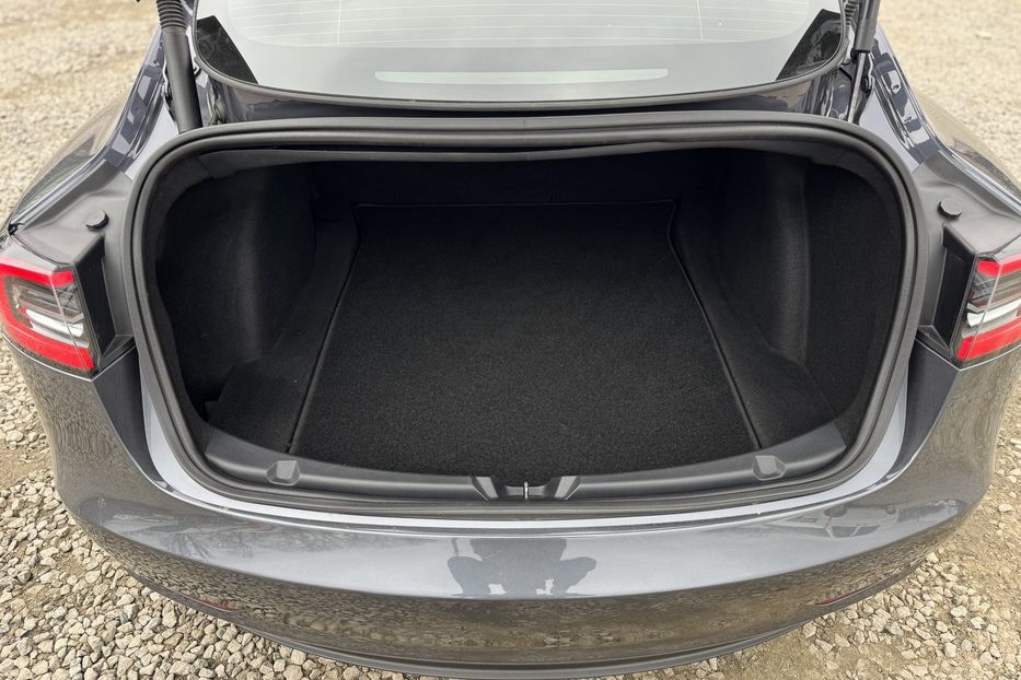 Продам Tesla Model 3 (COMIS) 2023 года в г. Умань, Черкасская область