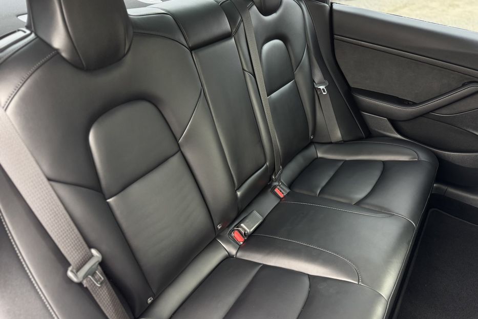 Продам Tesla Model 3 (COMIS) 2023 года в г. Умань, Черкасская область