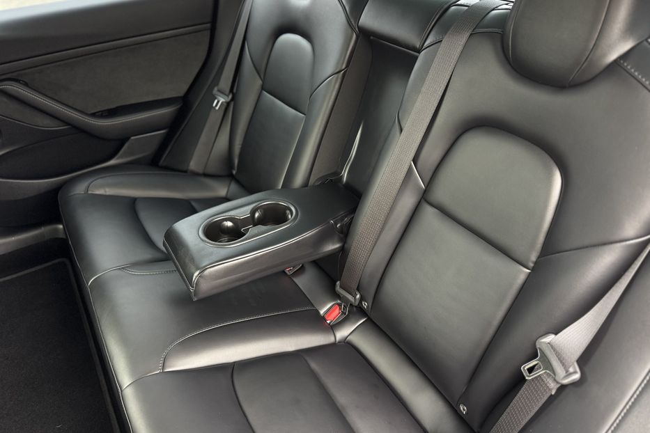 Продам Tesla Model 3 (COMIS) 2023 года в г. Умань, Черкасская область