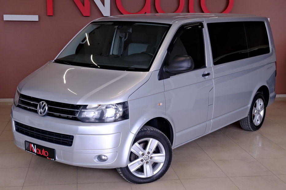 Продам Volkswagen Multivan 2012 года в Одессе
