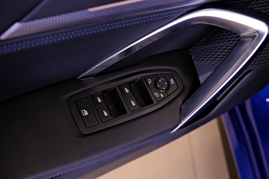 Продам BMW iX1 eDrive20 2024 года в Одессе