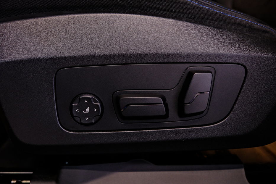 Продам BMW iX1 eDrive20 2024 года в Одессе