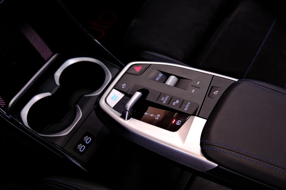 Продам BMW iX1 eDrive20 2024 года в Одессе