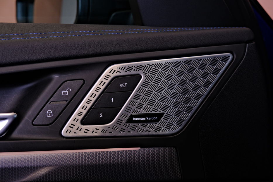 Продам BMW iX1 eDrive20 2024 года в Одессе