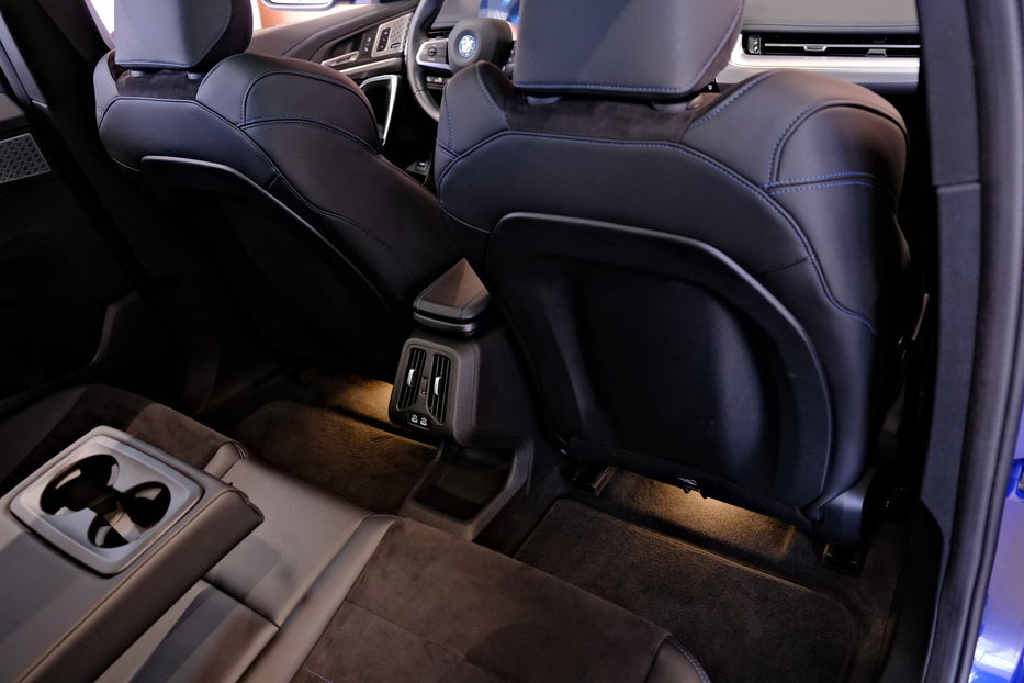 Продам BMW iX1 eDrive20 2024 года в Одессе