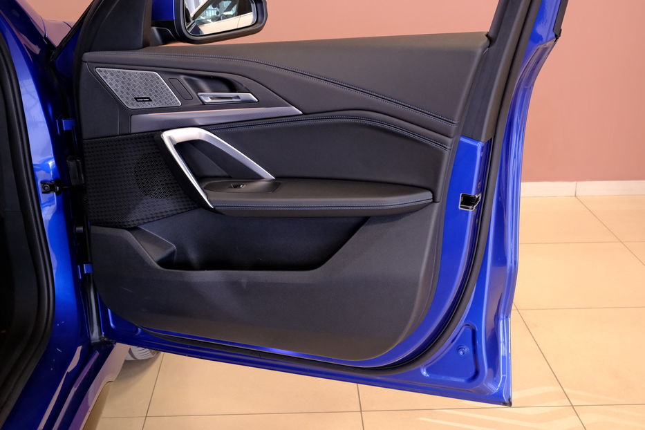 Продам BMW iX1 eDrive20 2024 года в Одессе