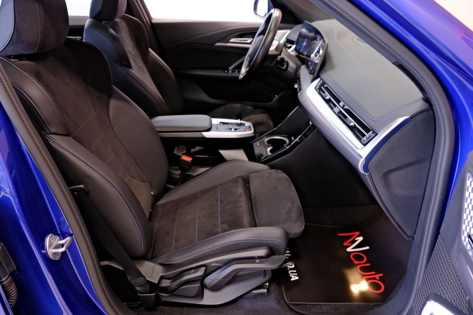 Продам BMW iX1 eDrive20 2024 года в Одессе