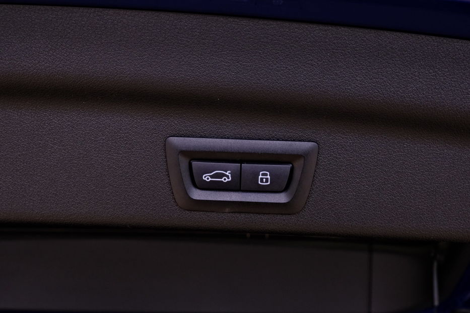 Продам BMW iX1 eDrive20 2024 года в Одессе