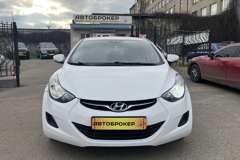 Продам Hyundai Elantra Офіційна 2013 года в Николаеве
