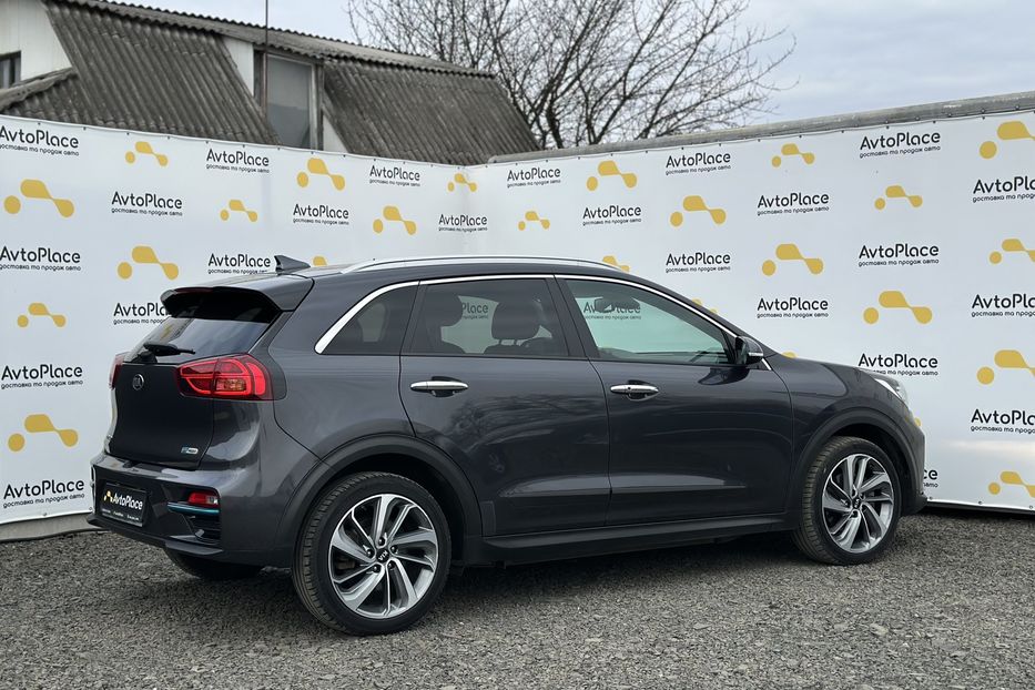 Продам Kia Niro 2020 года в Луцке