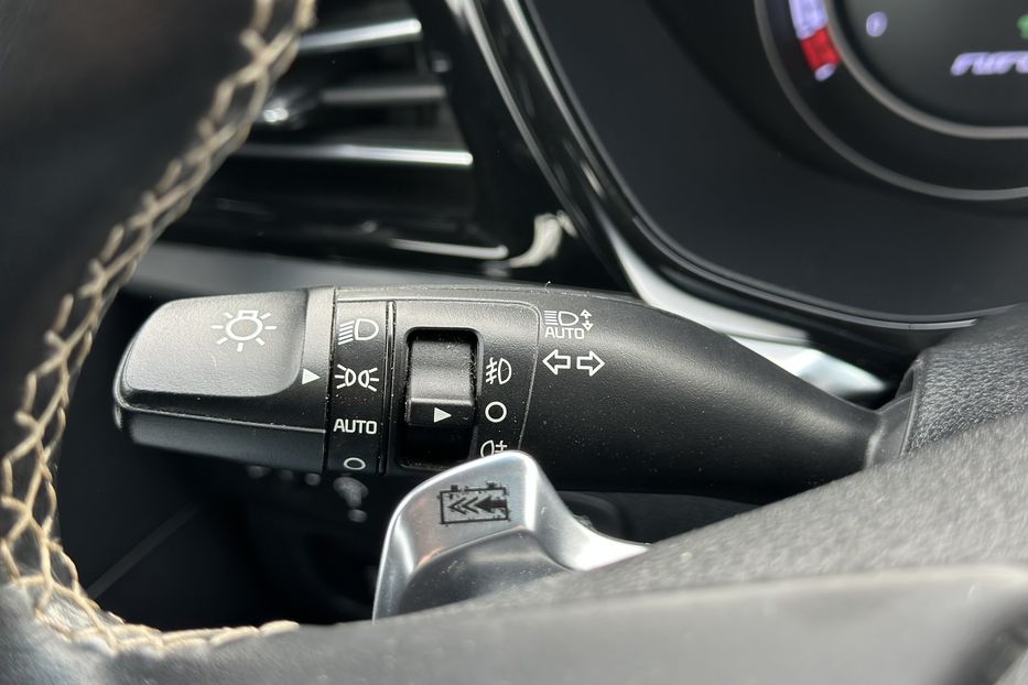 Продам Kia Niro 2020 года в Луцке