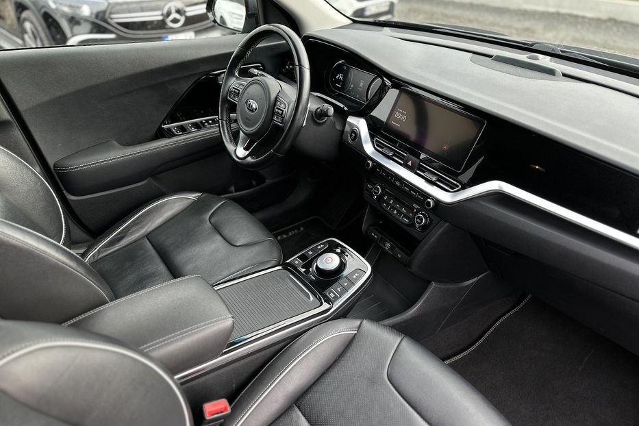 Продам Kia Niro 2020 года в Луцке