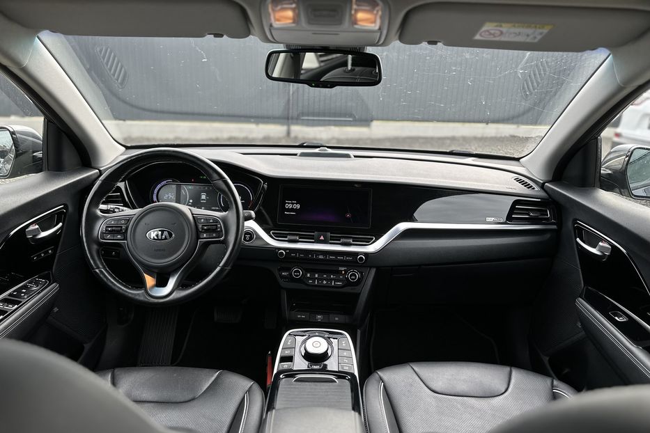 Продам Kia Niro 2020 года в Луцке
